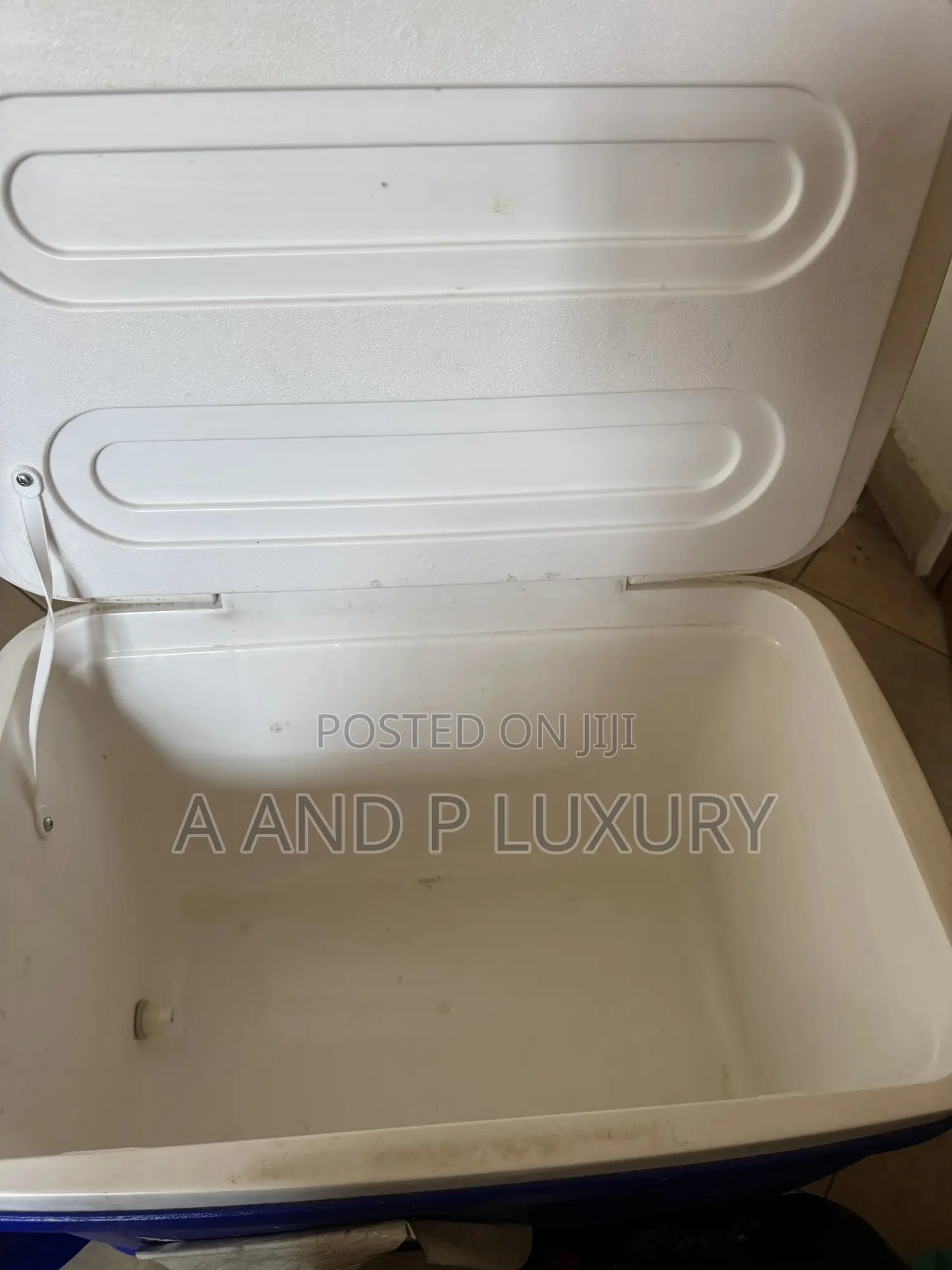 Cooler Box