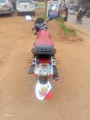 Bajaj Boxer 125 2024 Red