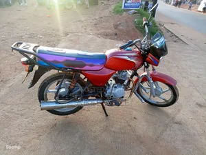 Bajaj Boxer 100 2020 Red