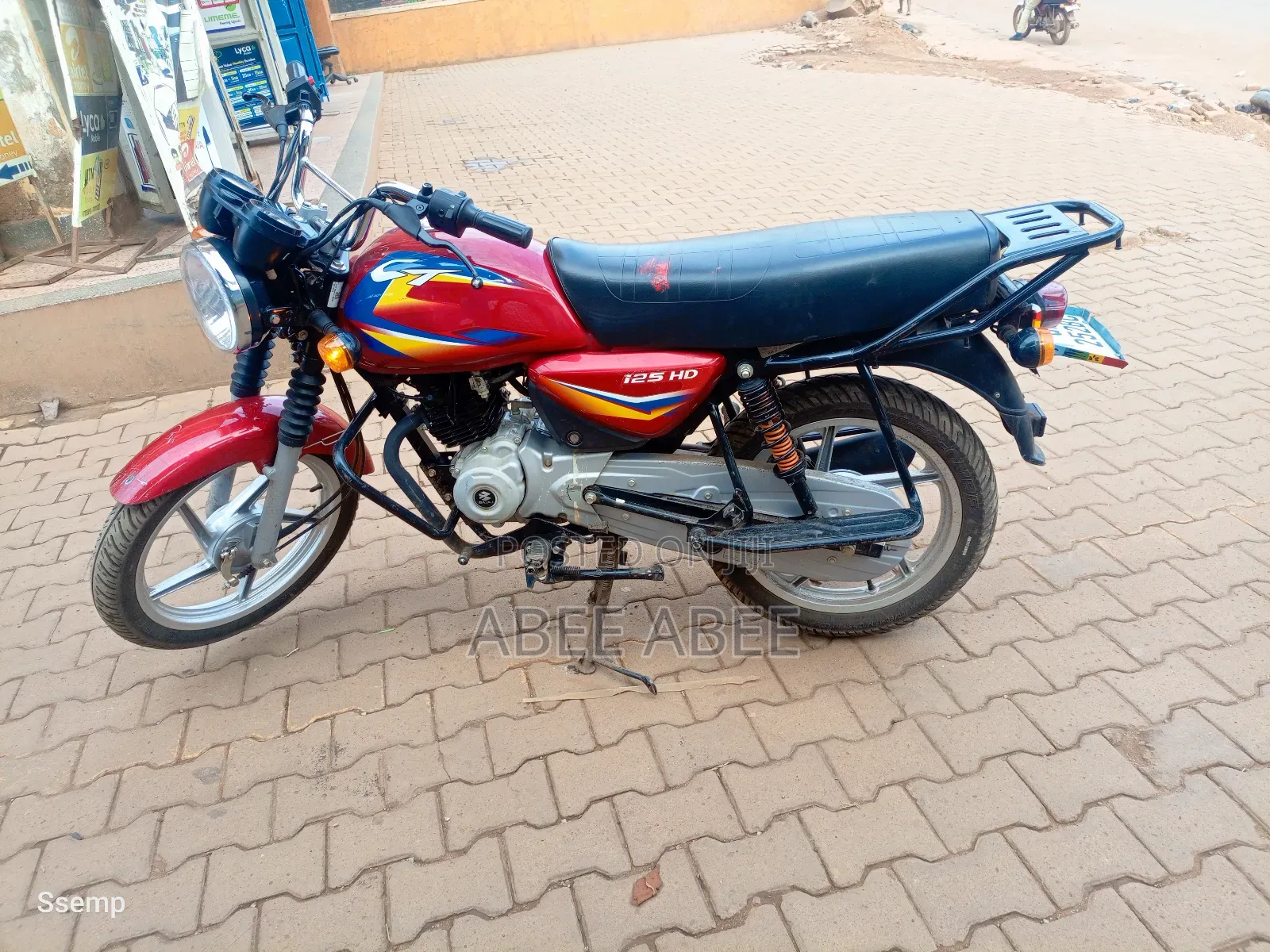 Bajaj Boxer 125 2024 Red