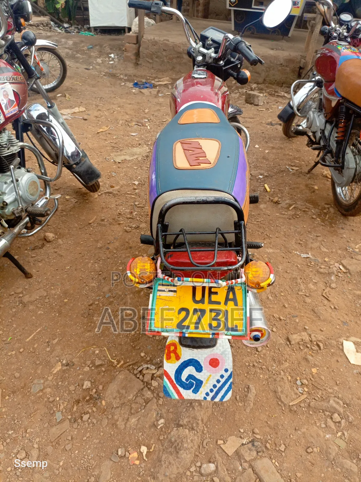 Bajaj Boxer 100 2022 Red