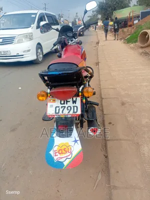 Bajaj Boxer 125 2023 Red