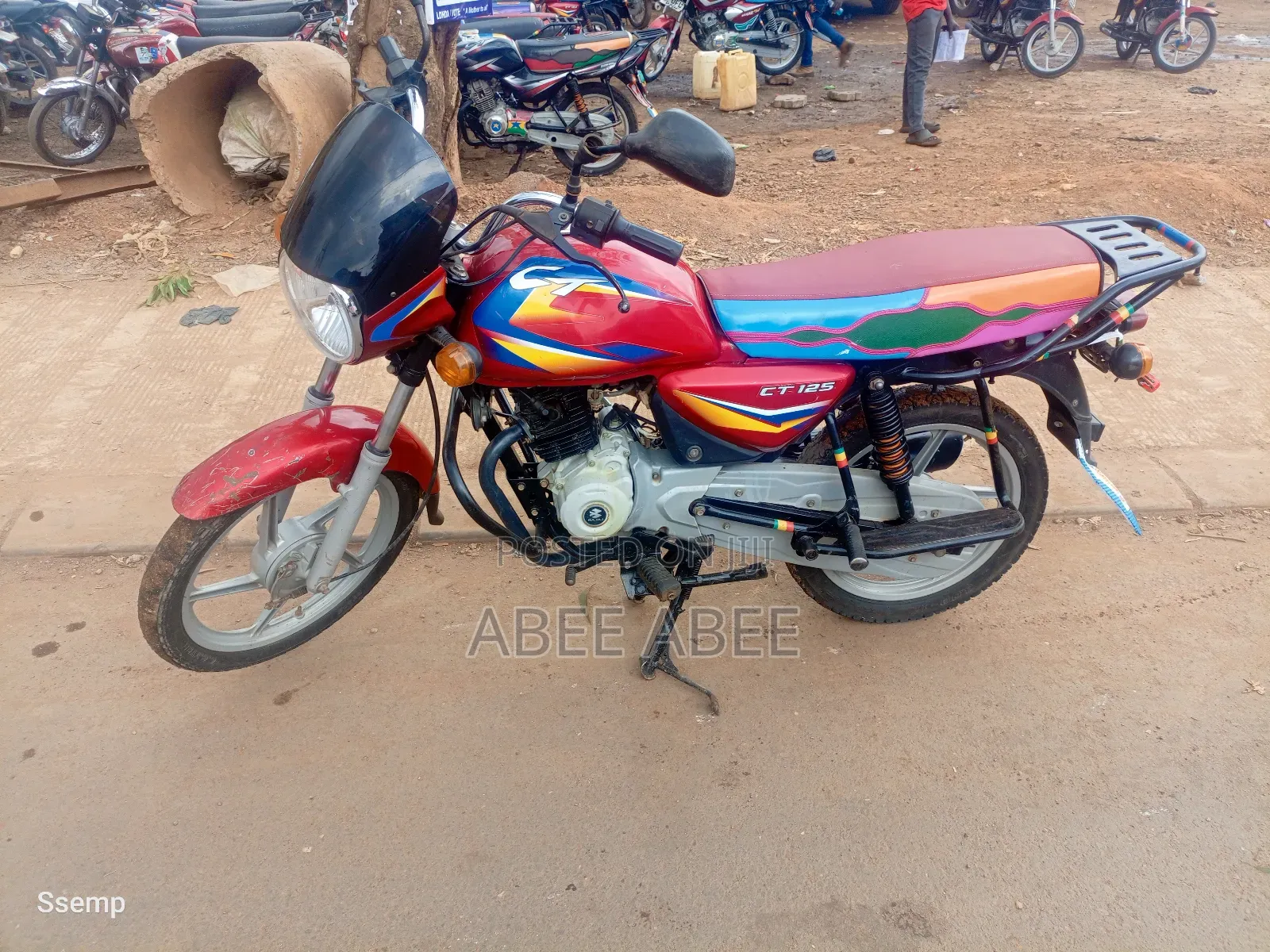 Bajaj Boxer 125 2023 Red