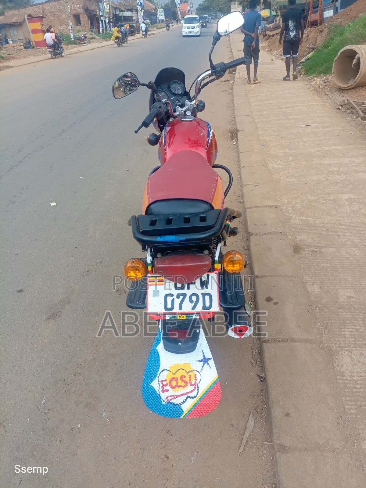 Bajaj Boxer 125 2023 Red