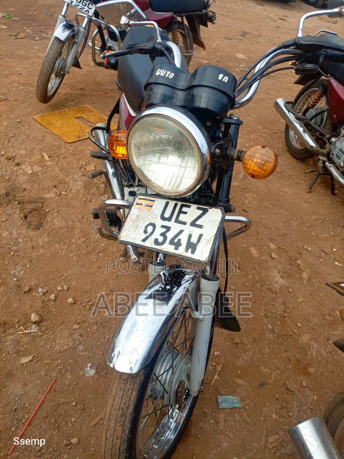 Bajaj Boxer 100 2023 Red