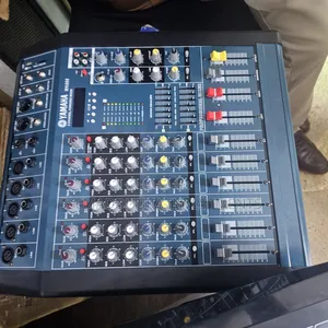 Yamaha 6 Channels Amplified Mixer