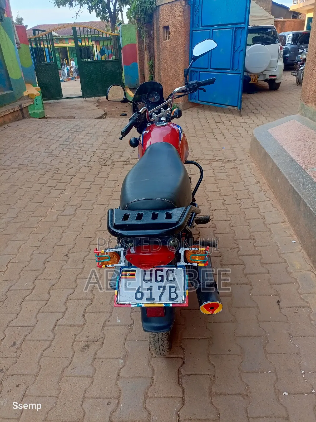 Bajaj Boxer 125 2024 Red