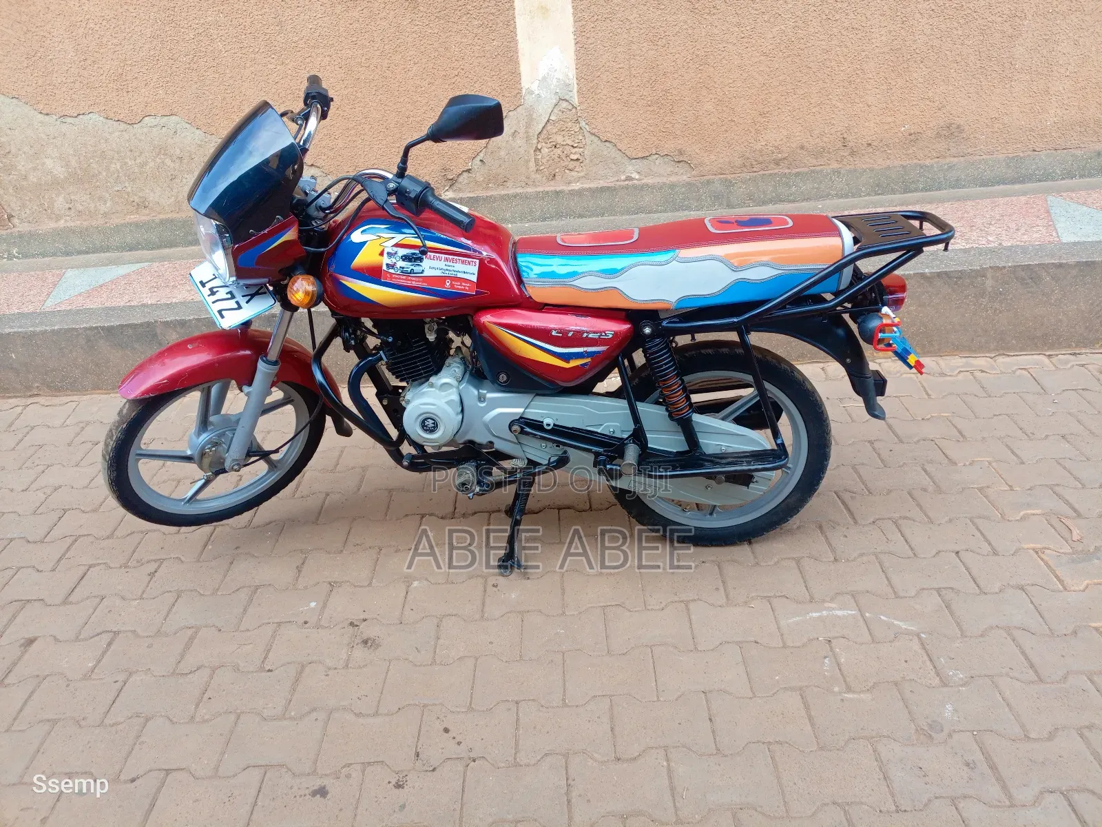 Bajaj Boxer 125 2024 Red