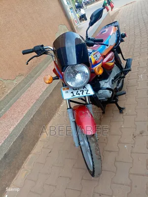 Bajaj Boxer 125 2024 Red