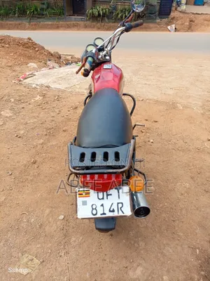 Bajaj Boxer 100 2022 Red