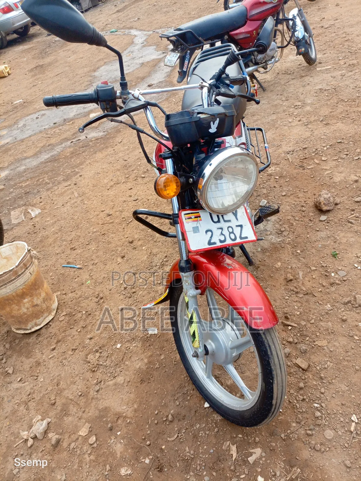 Bajaj Boxer 100 2024 Red