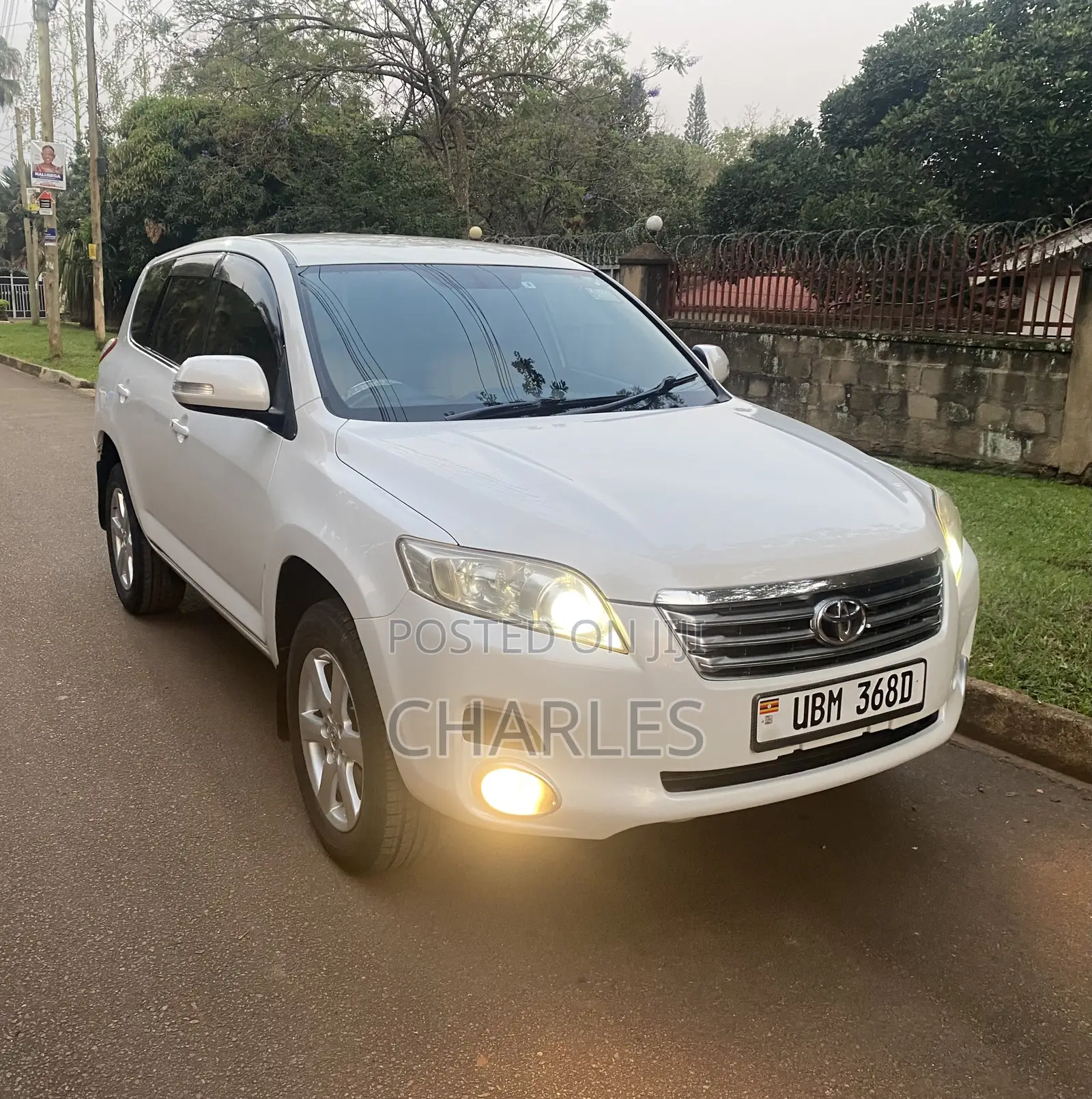Toyota Vanguard 2009 White