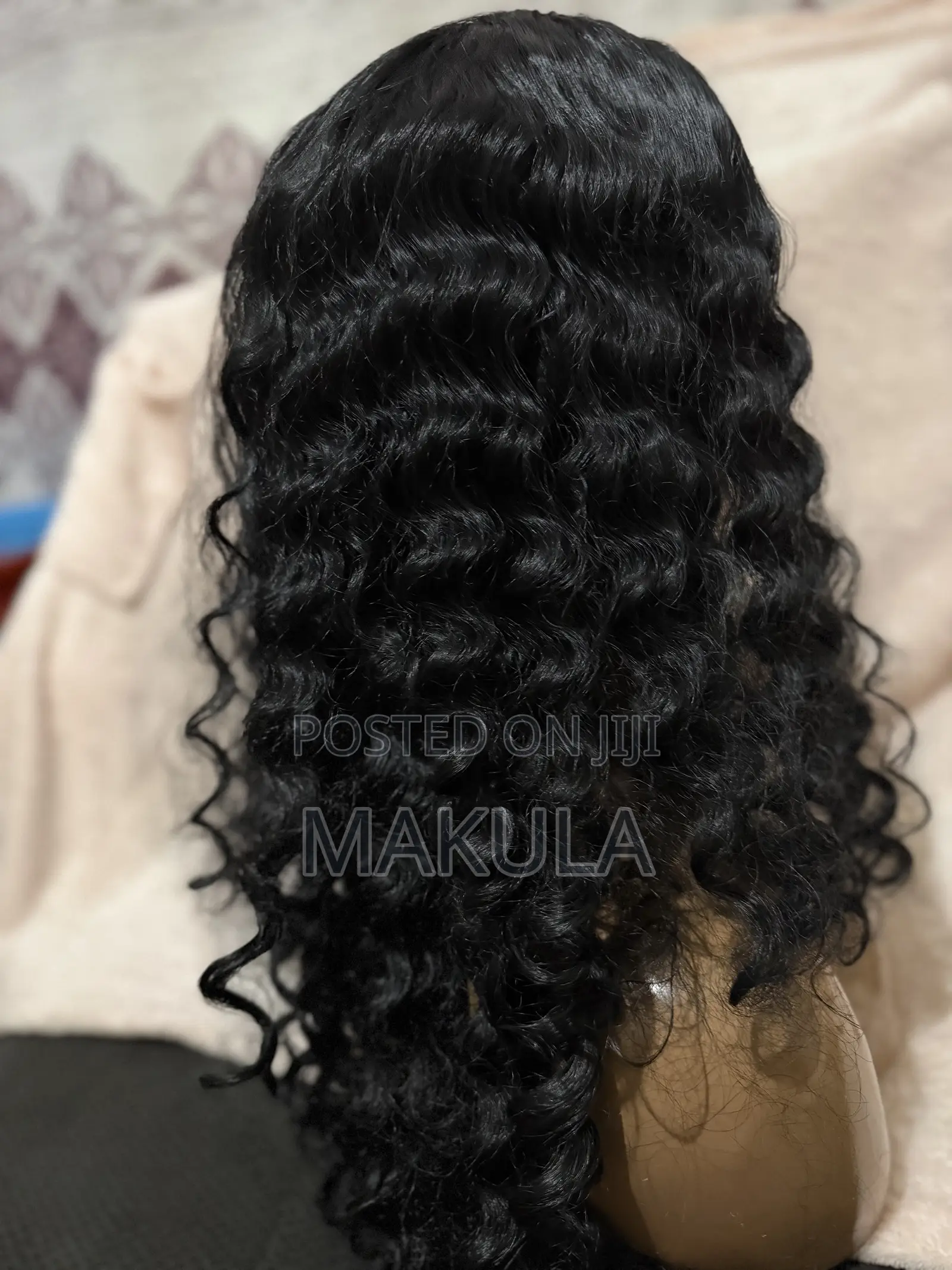 Black Bouncy Wave Wig
