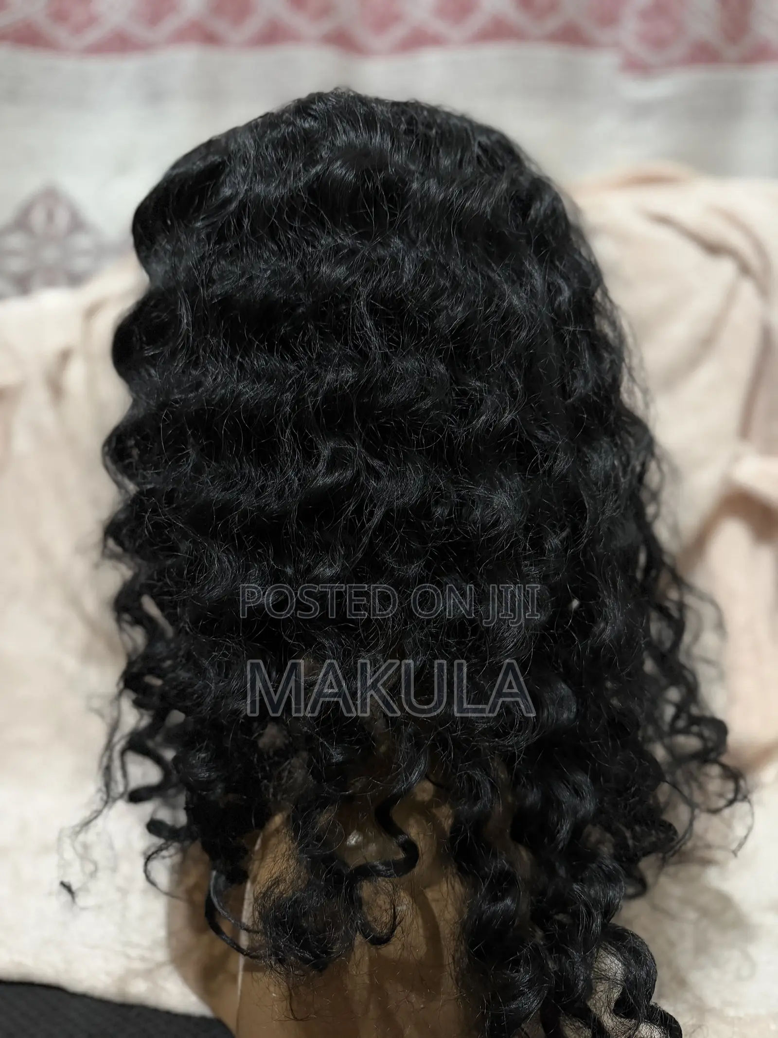 Black Bouncy Wave Wig
