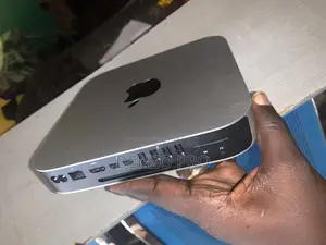 Desktop Computer Apple Mac Mini 4GB Intel Core I5 SSD 500GB