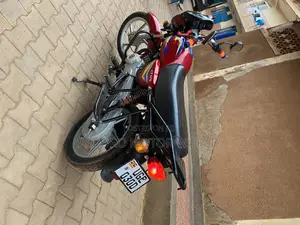 Bajaj CT 125X 2024 Red
