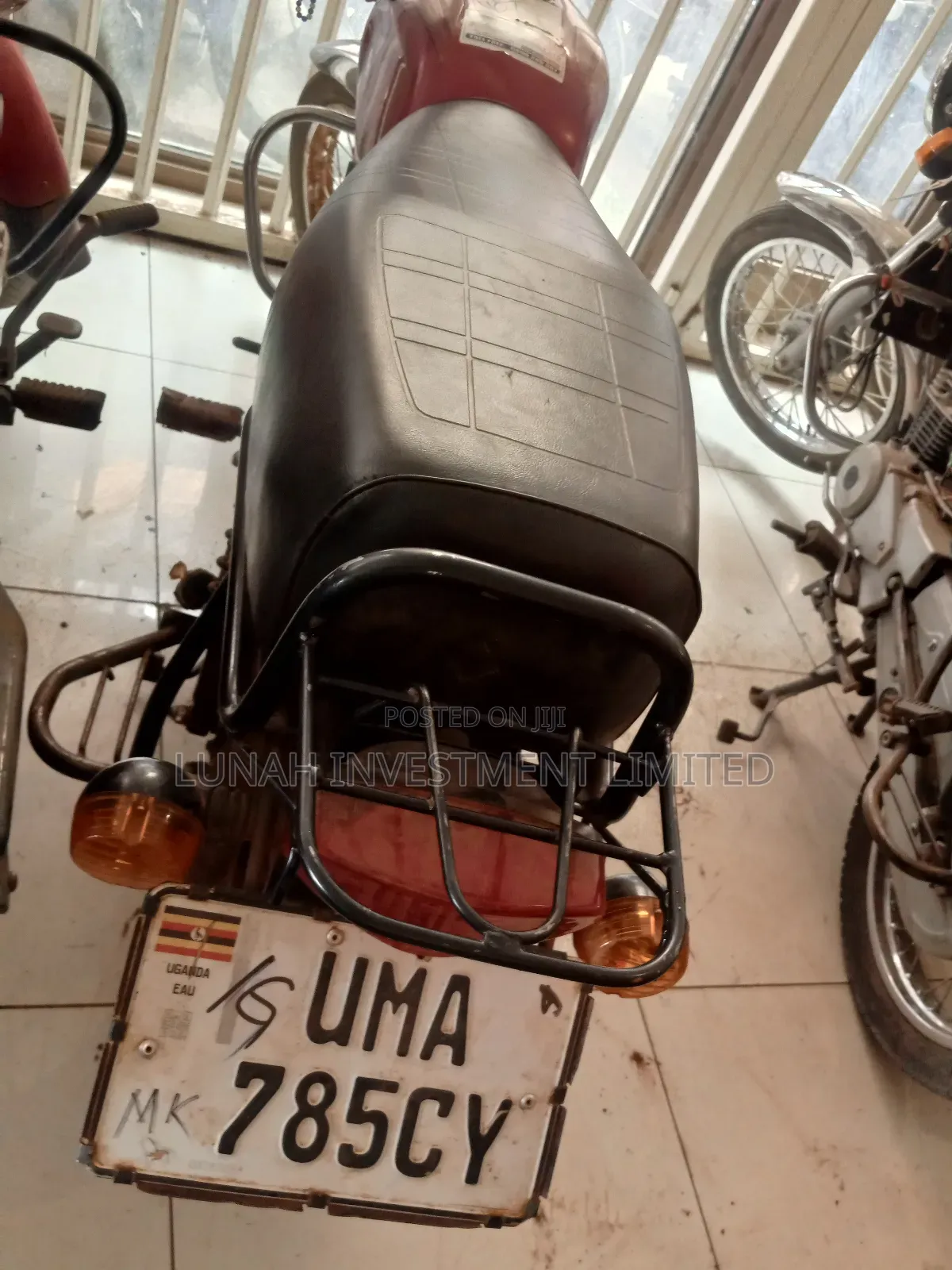 Bajaj Boxer 100 2025 Red