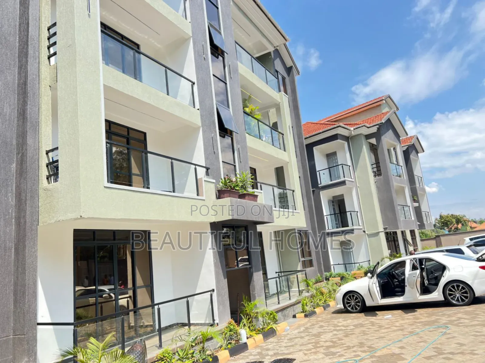 Furnished 2bdrm Apartment in Kisaasi, Central Division for sale