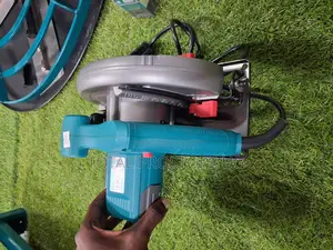 Circular Saw 1200w (Total).