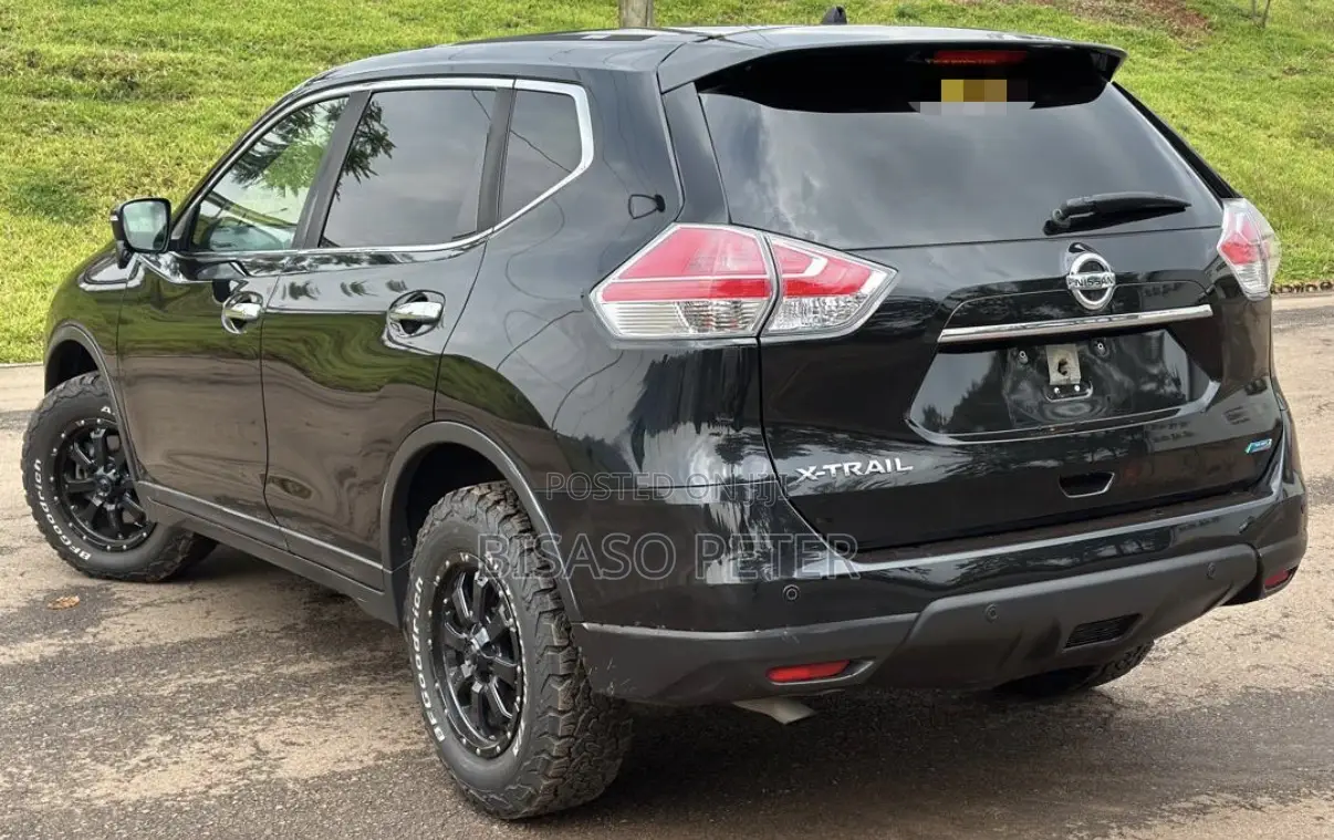 Nissan X-Trail 2.0 Petrol AWD 2016 Black