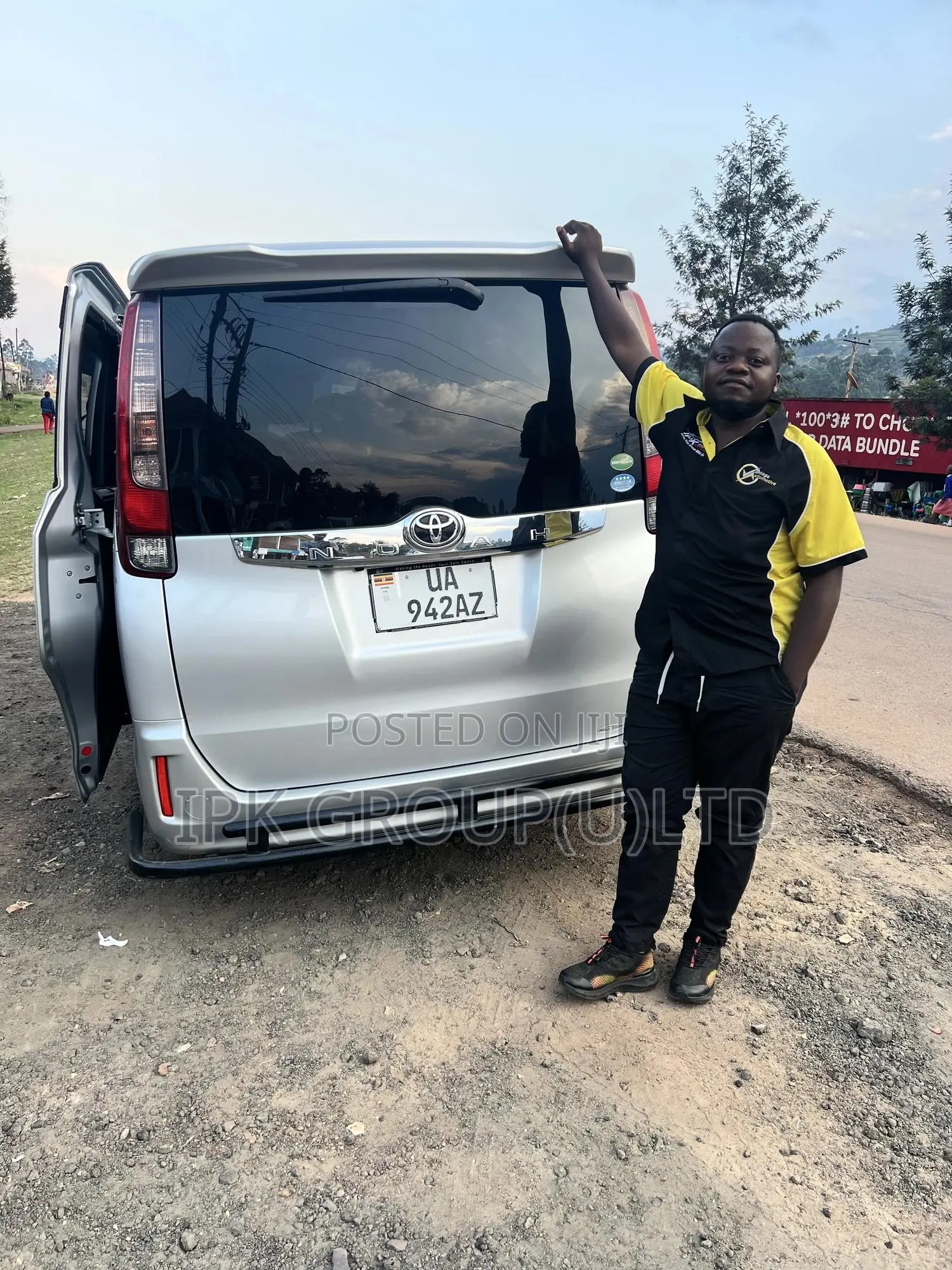 Car Hire/ Airport Pickups Drop Offs