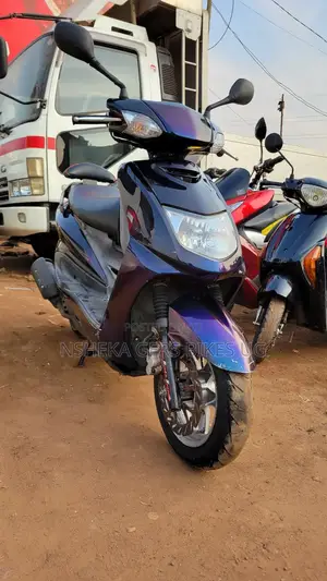 Yamaha 2021 Black