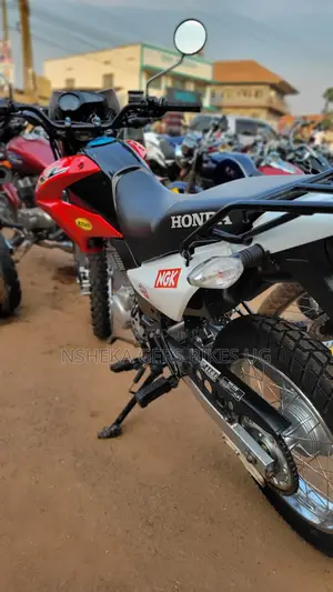 Honda XL 125 2019 Red