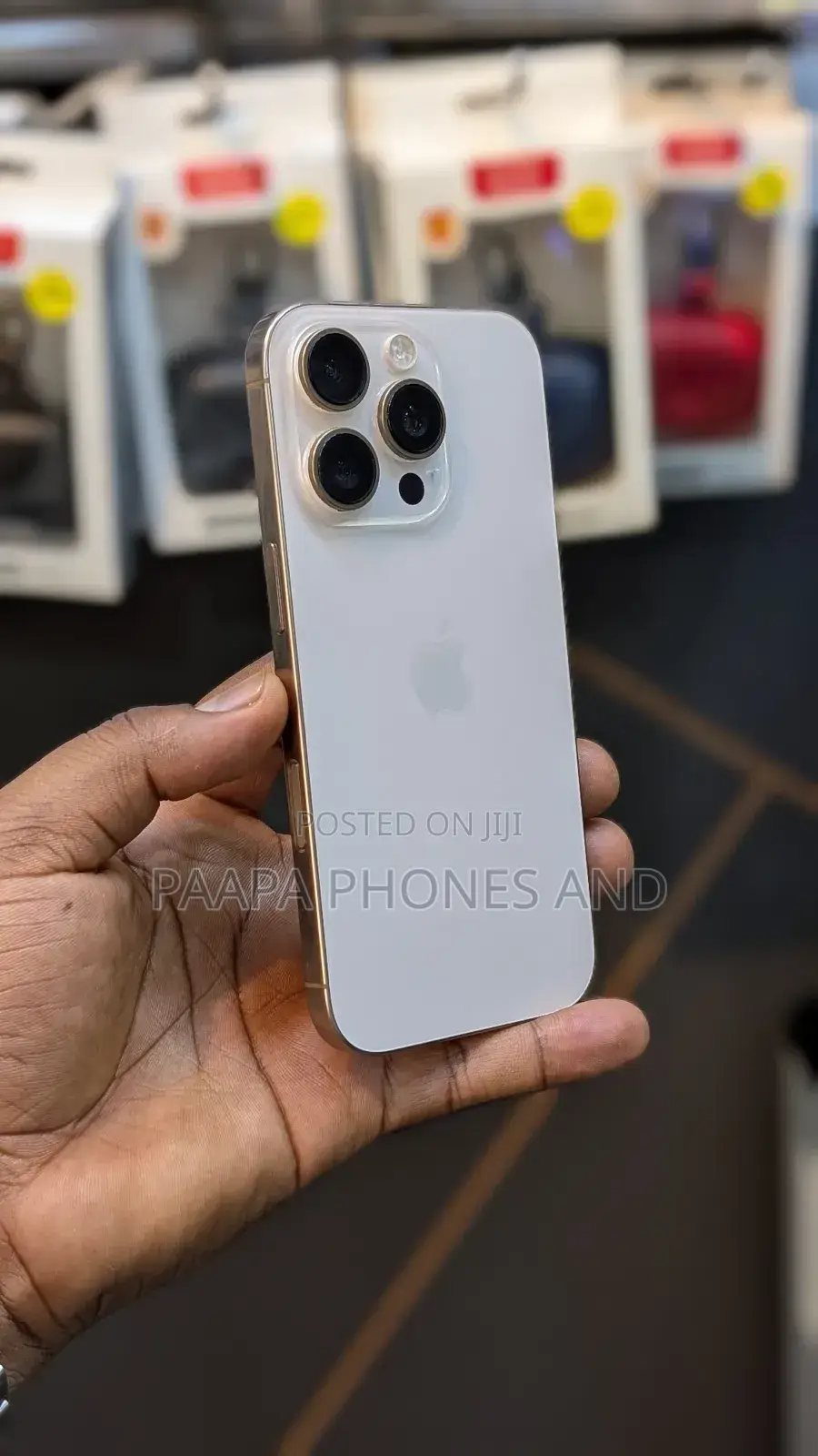 Apple iPhone 16 Pro 128 GB Gold