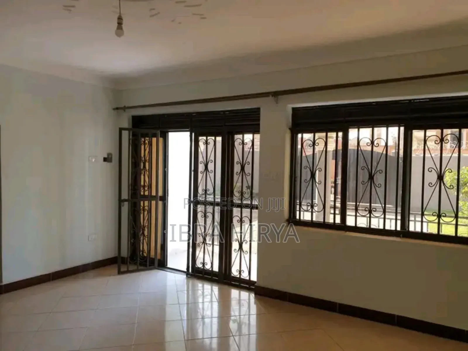 4bdrm Bungalow in Central Division for rent