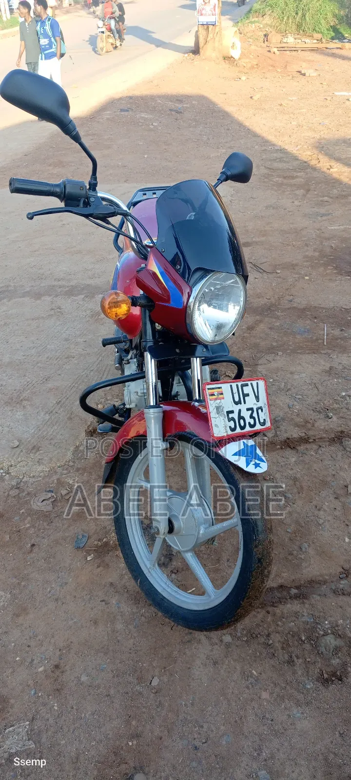 Bajaj Boxer 125 2024 Red