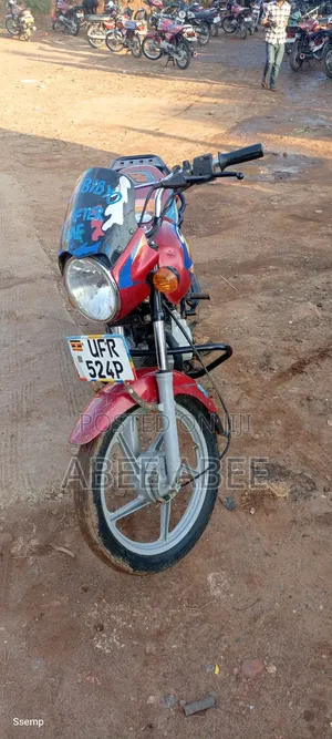 Bajaj Boxer 125 2024 Red