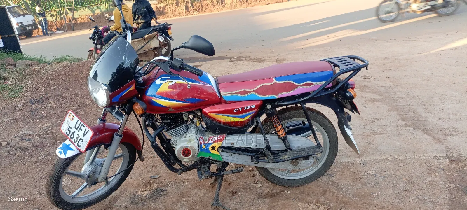 Bajaj Boxer 125 2024 Red