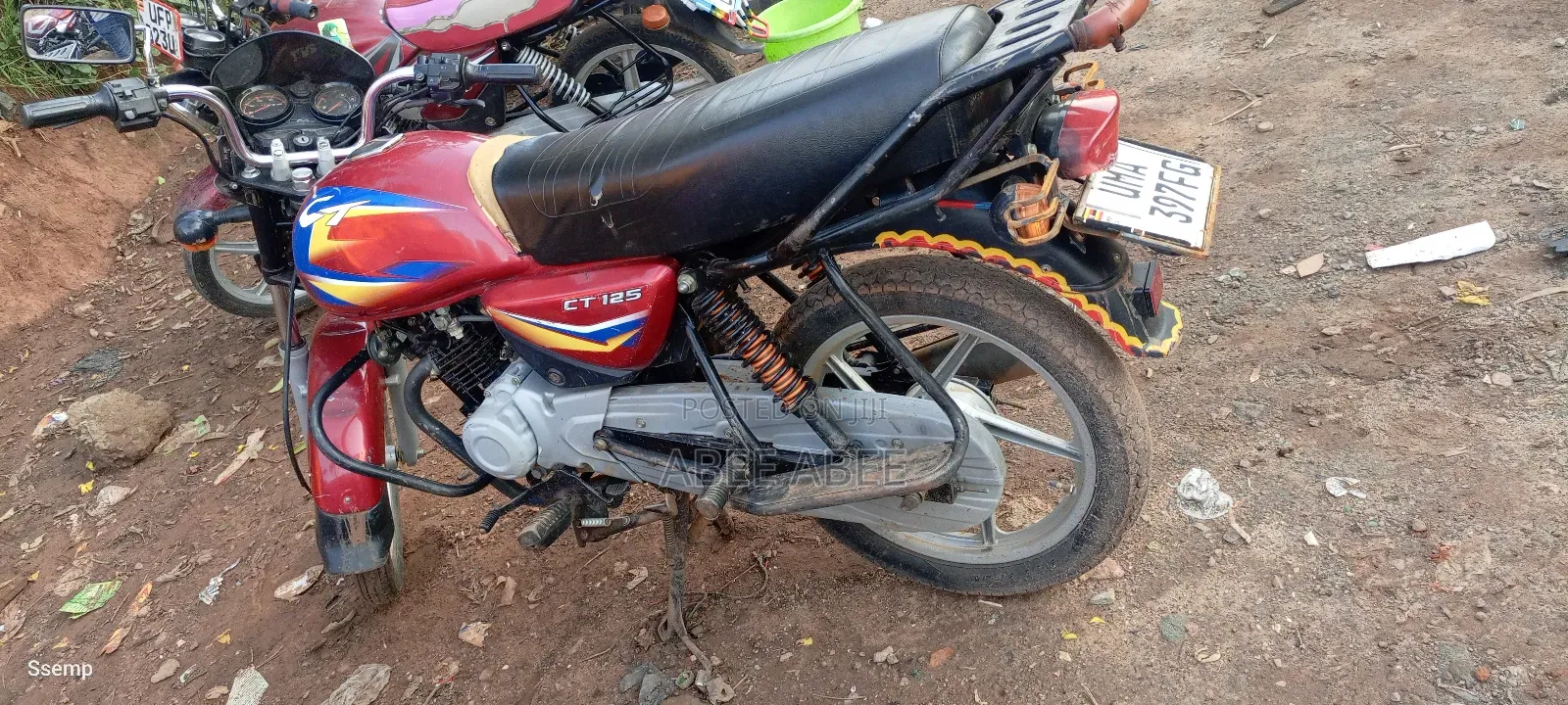 Bajaj Boxer 125 2024 Red