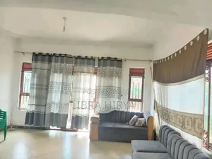 3bdrm Bungalow in Central Division for sale