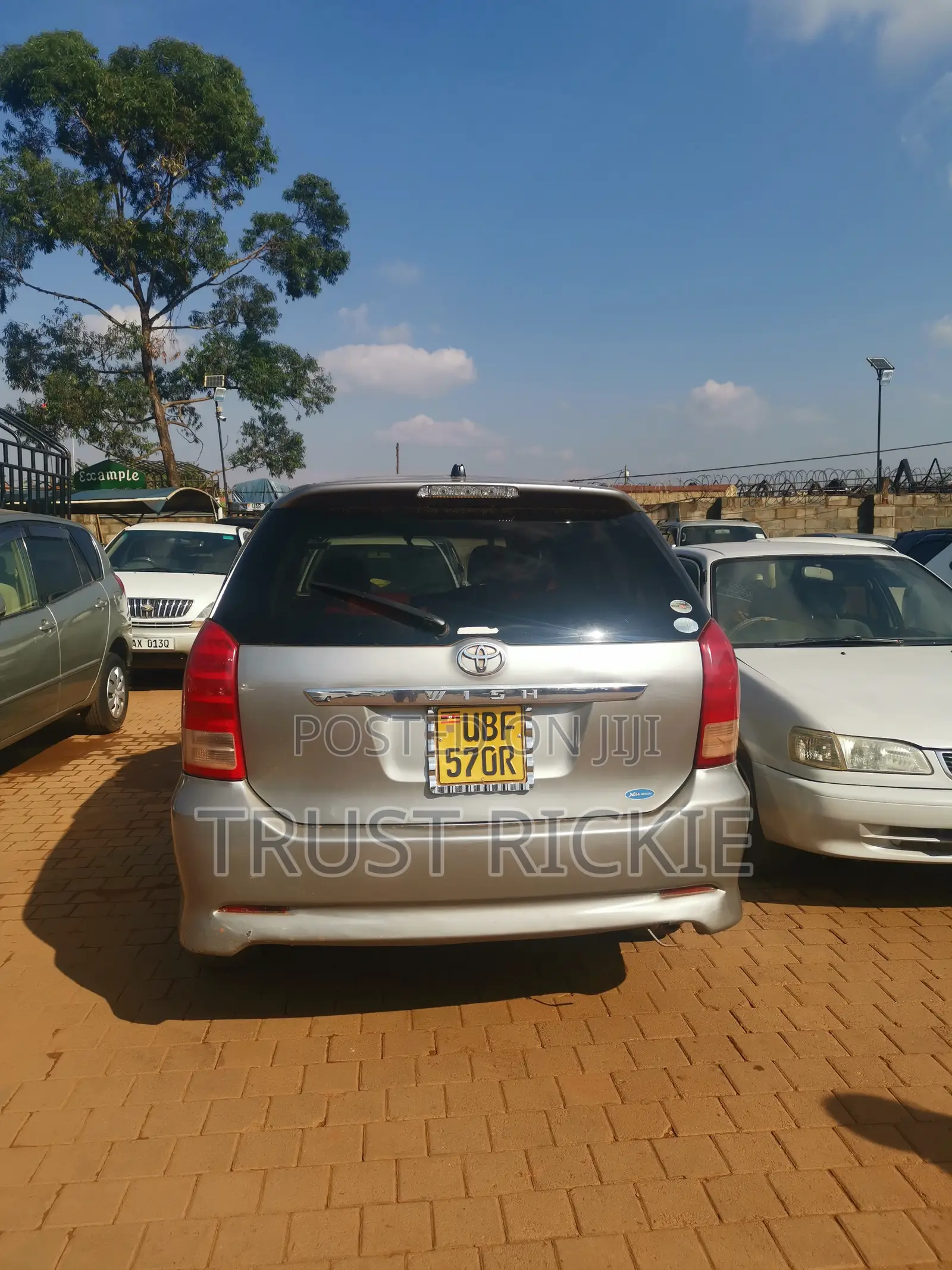Toyota Wish 2004 Gray