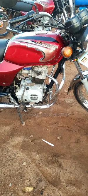 Bajaj Boxer 2023 Red