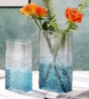 Contemporary Dual-Textured Glass Decorative Vase