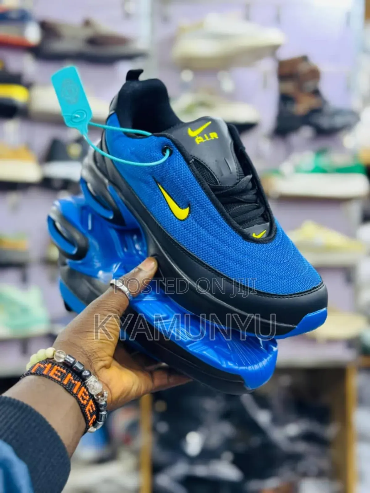 Nike Airmax Portal Shoes.