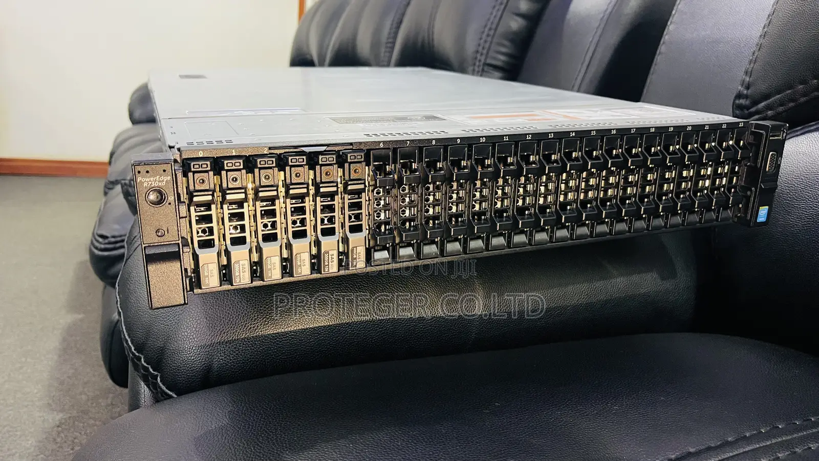 Server Dell PowerEdge R730 32GB Intel Xeon HDD 1.5T
