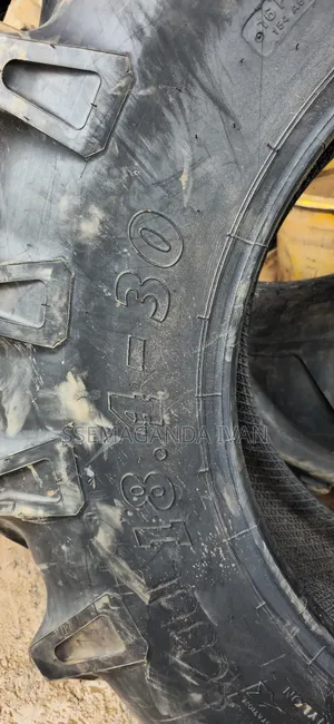 18.4r30 Used Tractor Tyre With Good Treads