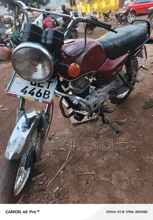 Bajaj Boxer 100 2015 Red