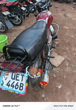 Bajaj Boxer 100 2015 Red