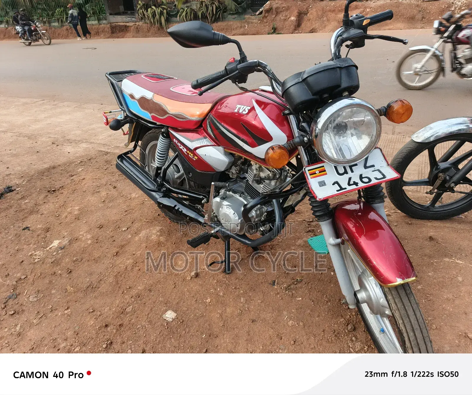 TVS HLX 125 2020 Red