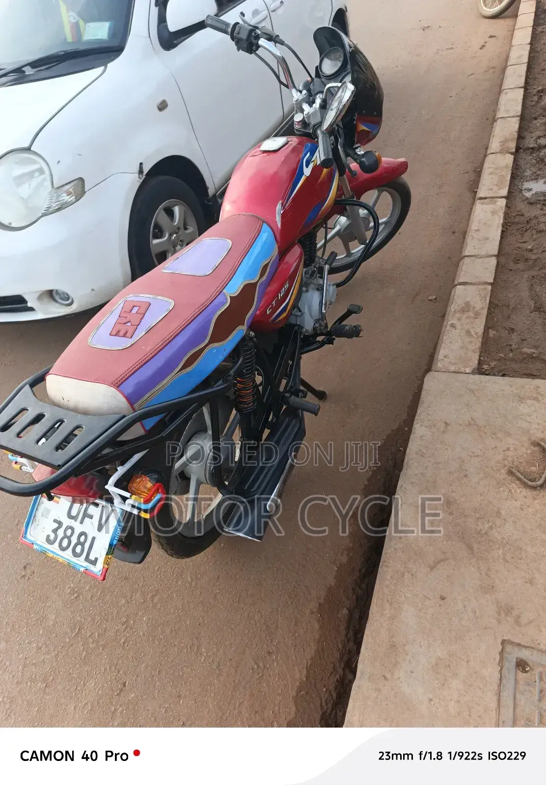 Bajaj Boxer 125 2023 Red