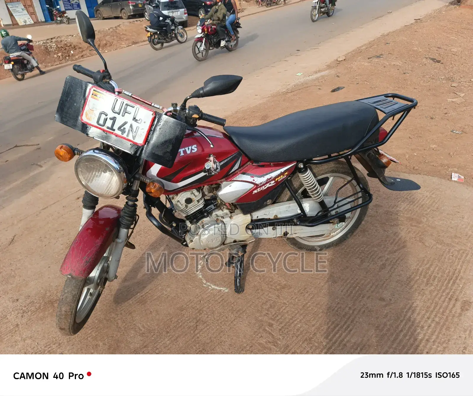 TVS HLX 125 2022 Red