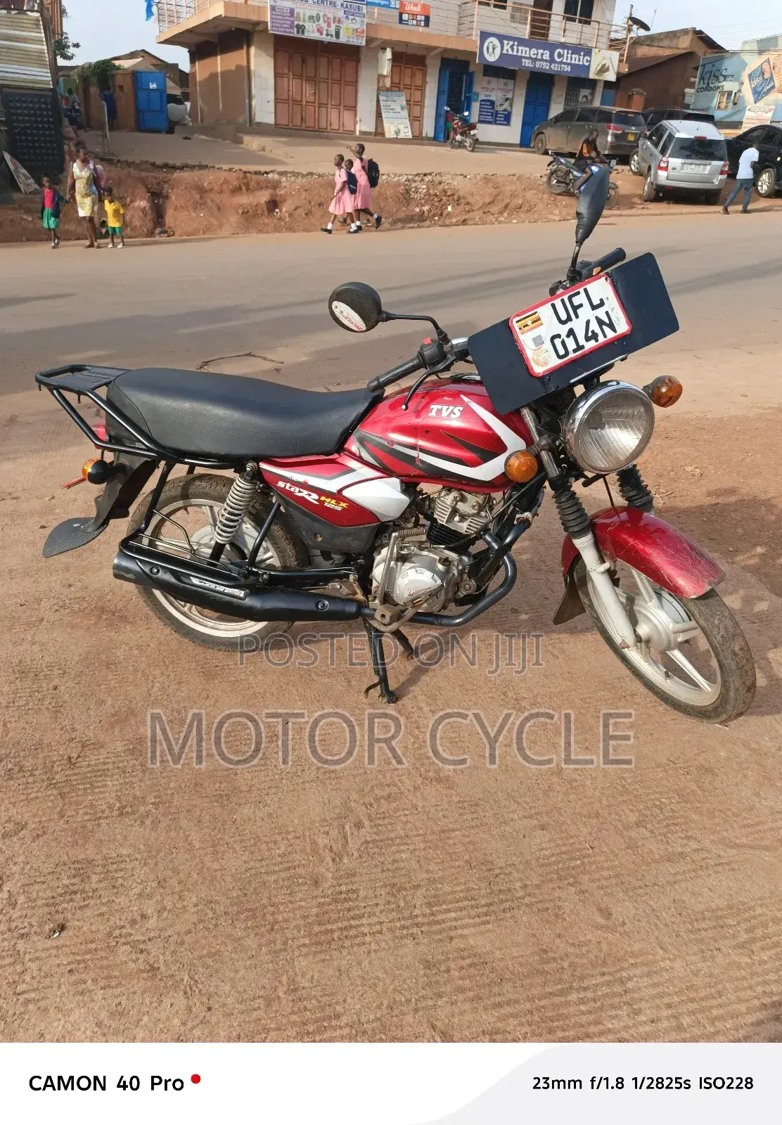 TVS HLX 125 2022 Red