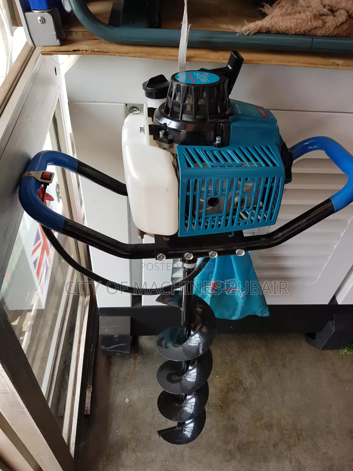 Gasoline Earth Auger