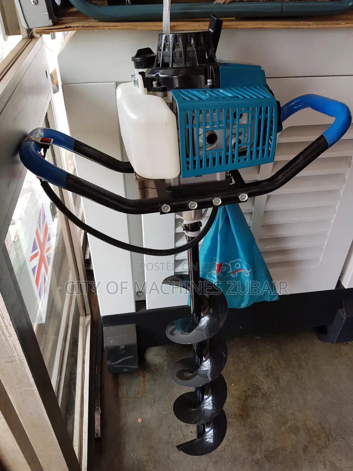 Gasoline Earth Auger