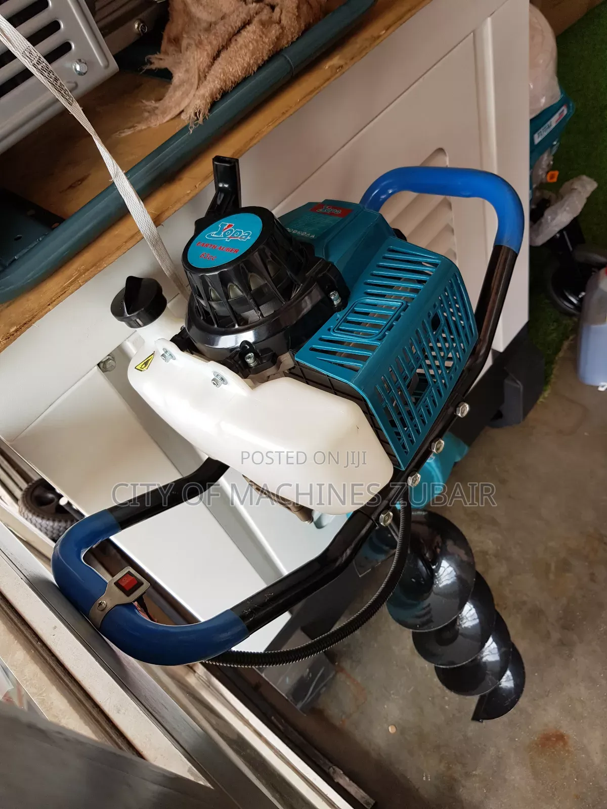 Gasoline Earth Auger