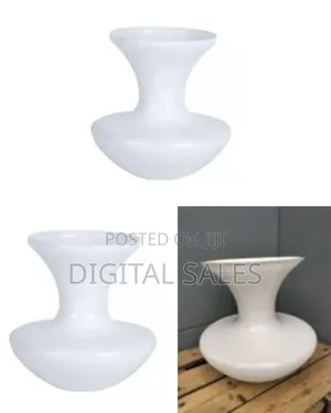 Creative Hourglass-Shaped Glass Vase